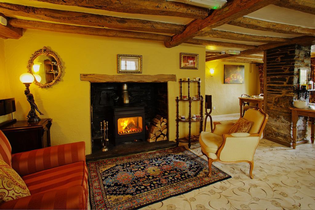 Tinhay Mill Hotel Lifton Eksteriør billede